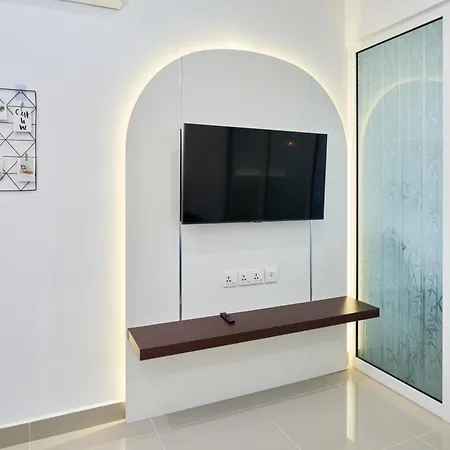 The Shore By Hf Suites Kota Kinabalu Exterior photo